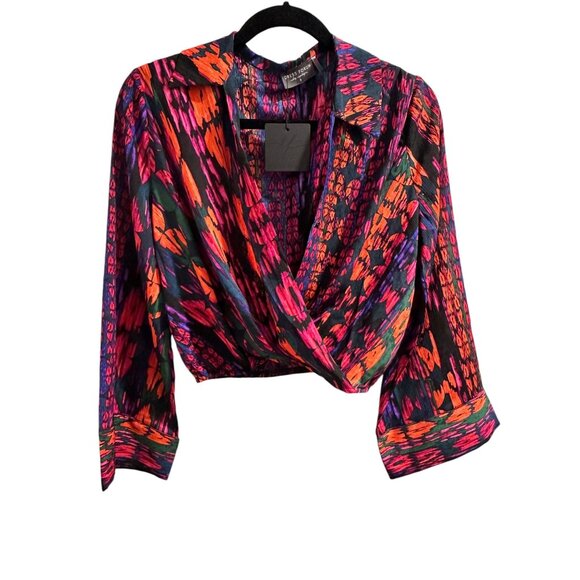 ✌️ 2/$40 ✌️ New Boho Multi-color Pattern,  Cropped Blouse, Plunging Neckline S - Picture 1 of 7